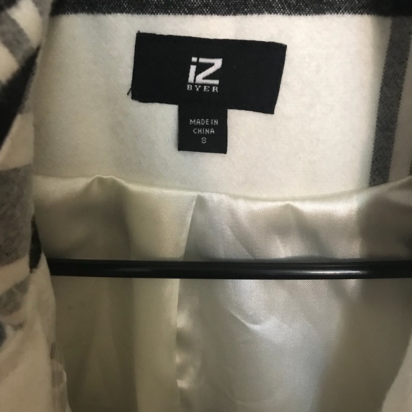 Ladies coat - Picture 5 of 7